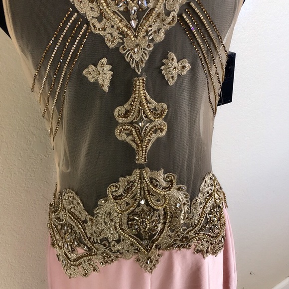 Dress - Picture 2 of 4